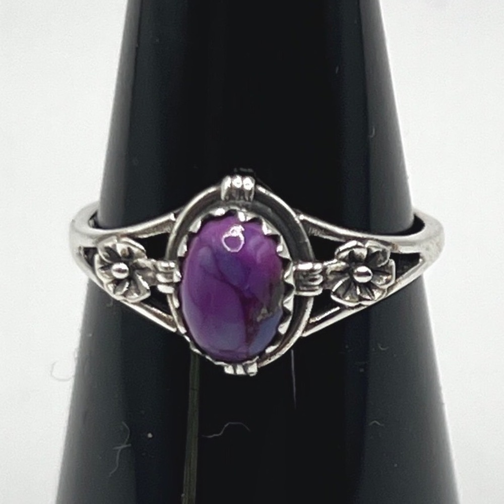 925 Sterling Silver Purple Turquoise Oval Cabochon Ring Size 6.5 1.47g